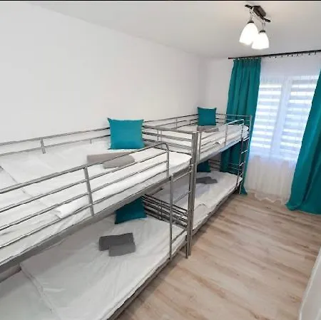Dom Z Jacuzzi & Tarasem Caloroczny Do 10 Osob Dom Na Promowej - Las, Villa Zator