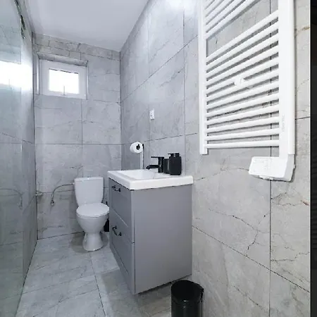 Dom Z Jacuzzi & Tarasem Caloroczny Do 10 Osob Dom Na Promowej - Las, Вилла *