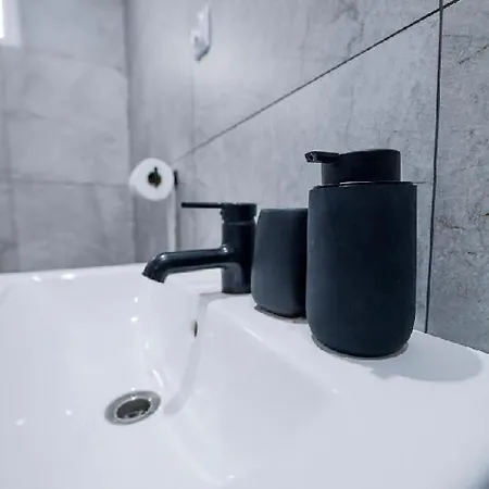 Dom Z Jacuzzi & Tarasem Caloroczny Do 10 Osob Dom Na Promowej - Las, * Zator